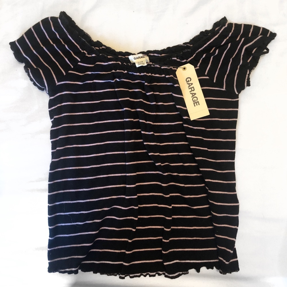 Garage lettuce edge off shoulder top